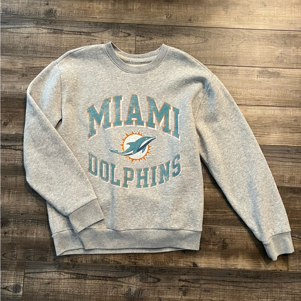 Miami dolphins sweatshirt- relaxed fit- size small. Like new.